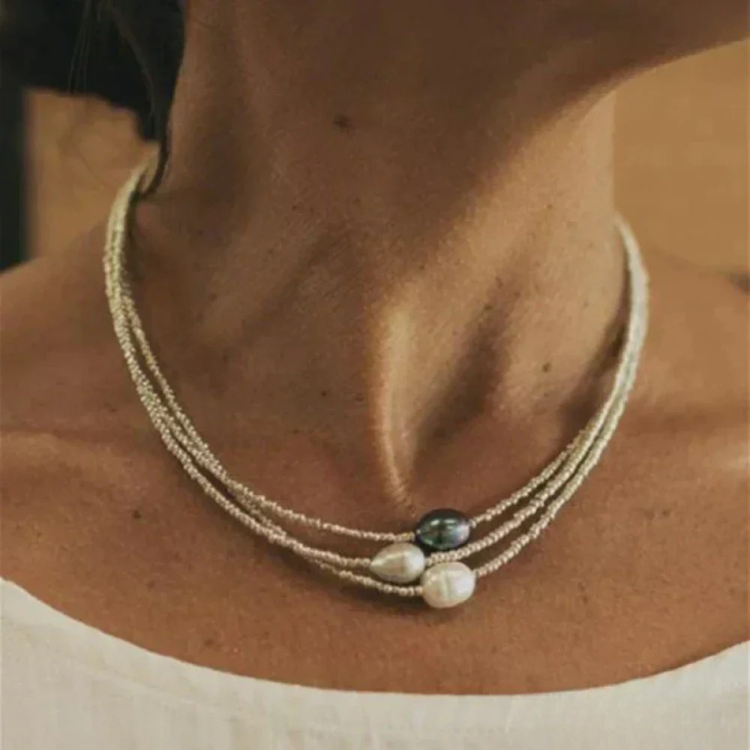 Collana di perle d'acqua dolce d'ispirazione vintage